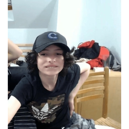 finn wolfhard 1