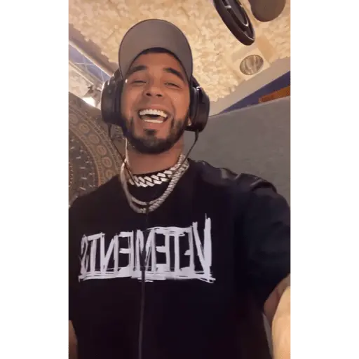 Anuel AA 16
