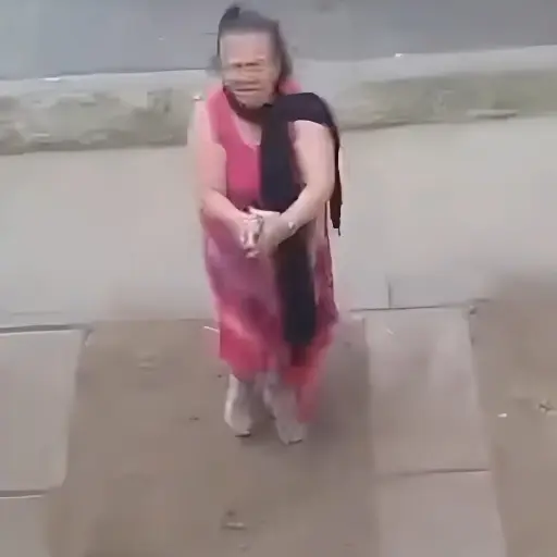 👵🏻 Abuelita sicaria Carlota2🔫 14