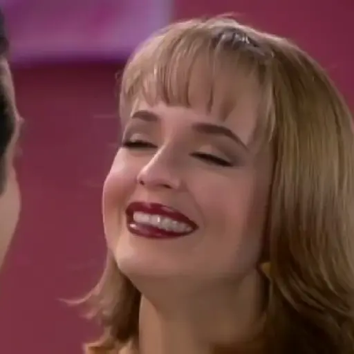 paola bracho 26