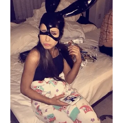 ariana grande latin news #3 10