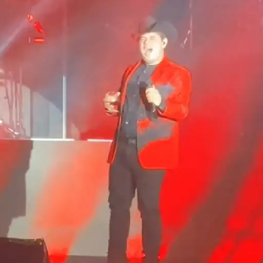 Alfredo Olivas 19