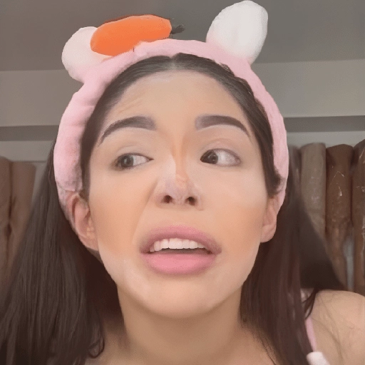 Yeri MUA Reacciones 4