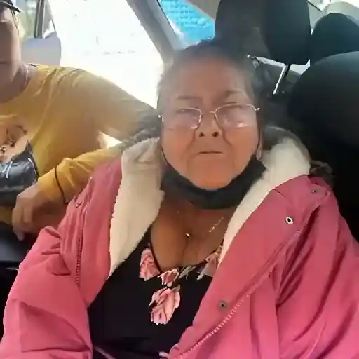 👵🏻 Abuelita sicaria Carlota2🔫 1
