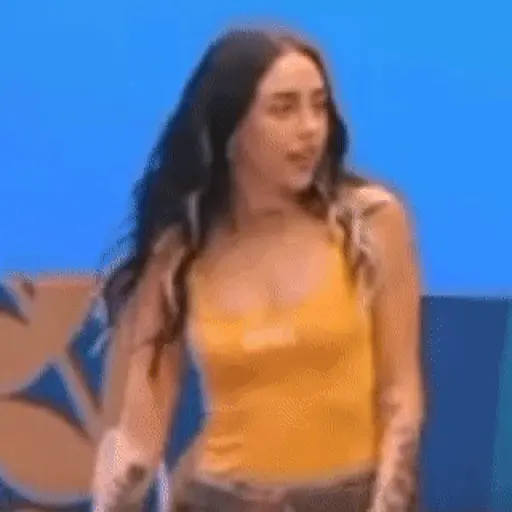 Nicki Nicole 2