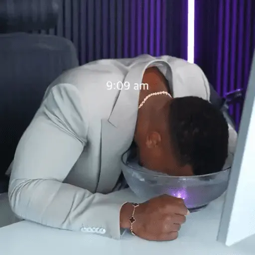 Siendo exitoso - Tiktok 🍾💦🧊📕 17