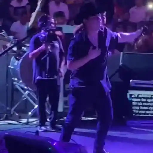 Alfredo Olivas 1
